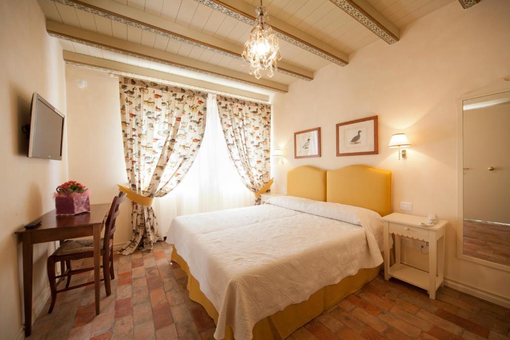Вилла Antico Casale Bergamini Сант-Амброджо-ди-Вальполичелла Номер фото